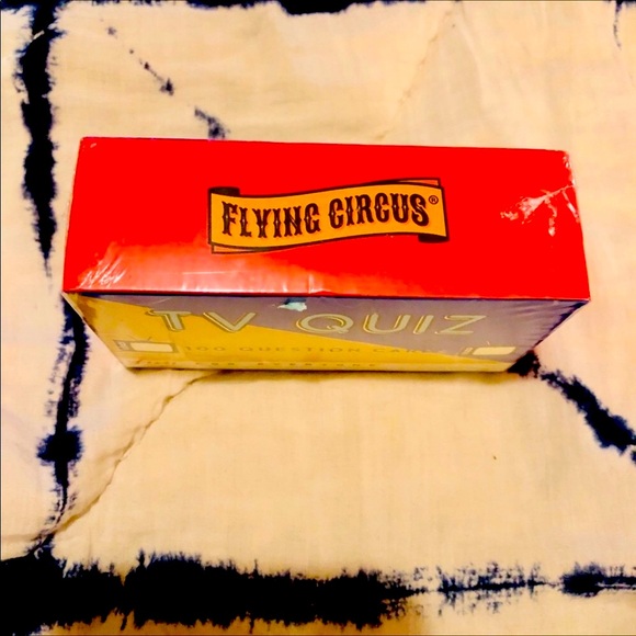 TV TRIVIA QUIZ GAME 100 Cards - Picture 2 of 11